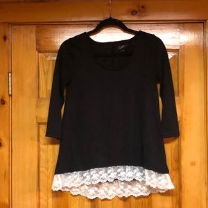 Lightweight lace-trim sweater